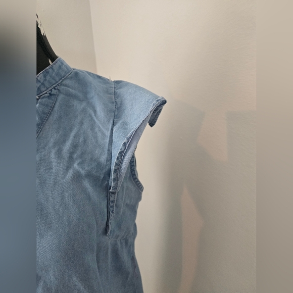 Alisson Brittney Sleeveless Denim Button-Down Dress - Picture 5 of 13